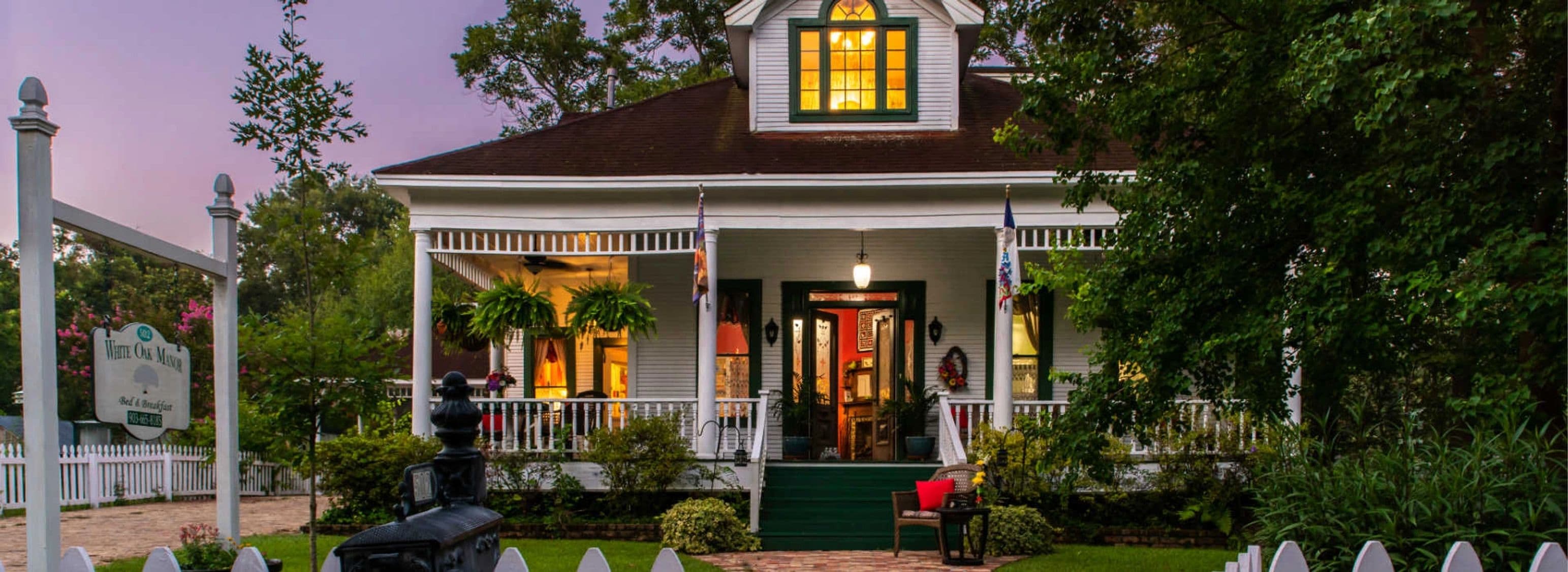 Historic 19th-century antebellum home in Jefferson