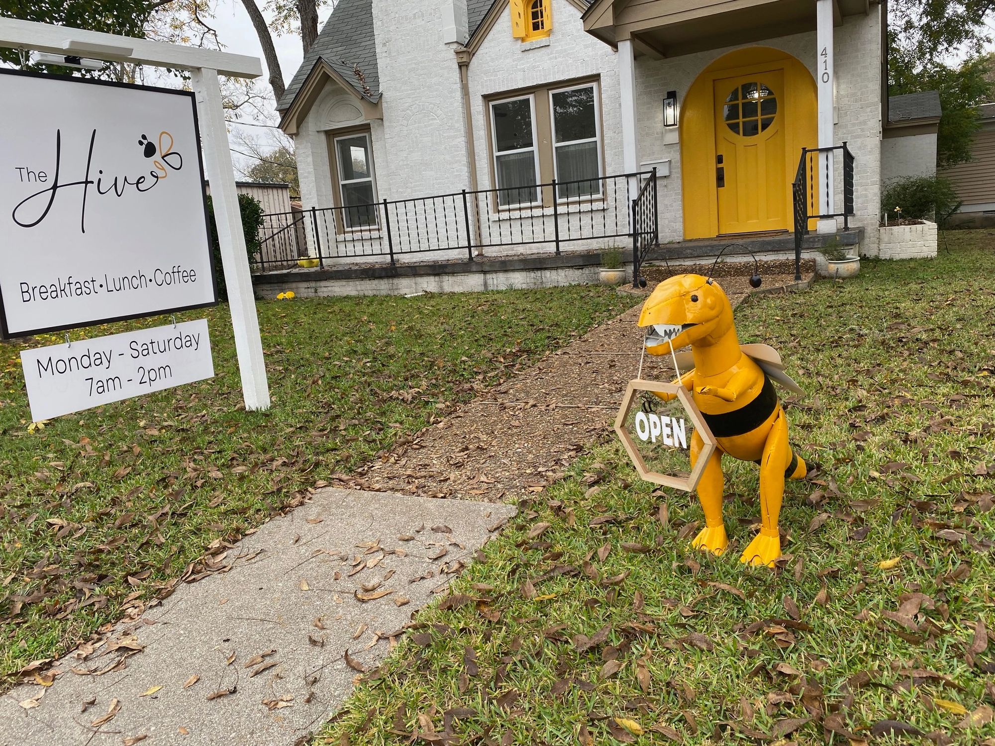 Downtown Jefferson — shops and visitor atmosphere
